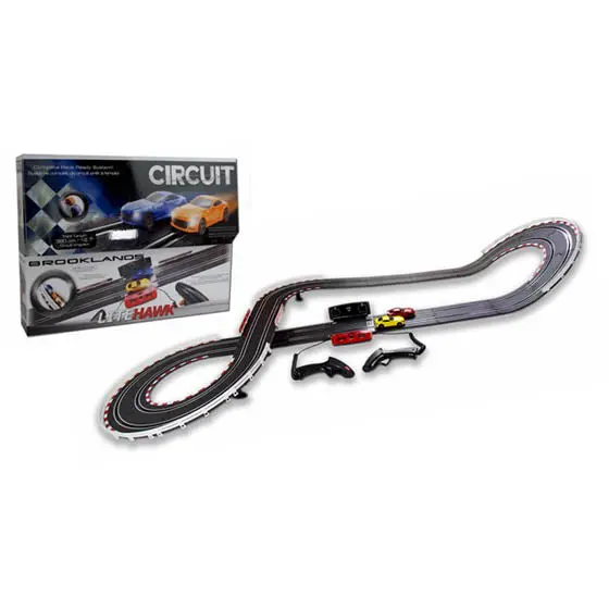 285-64003 Litehawk Brooklands Circuit Racing Set — Rc Car With Track And Wired Controller 1