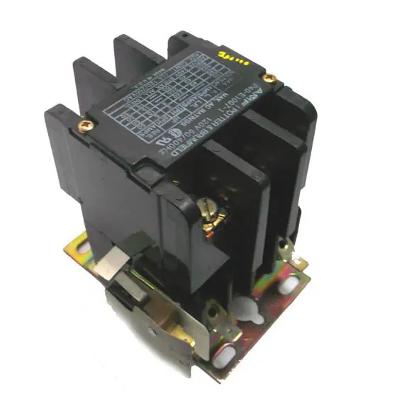 40A Three-Pole Contactor – 120Vac Coil, 600Vac Main Circuit, Includes 10A Auxiliary Contacts 1