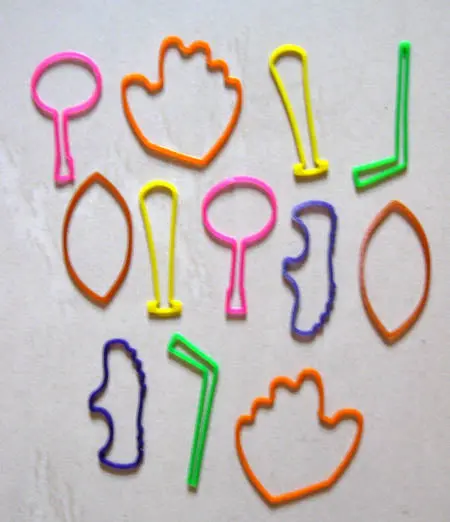 Silly Bandz Sports Theme Collection – 18-Piece Elastic Bracelet Pack 1