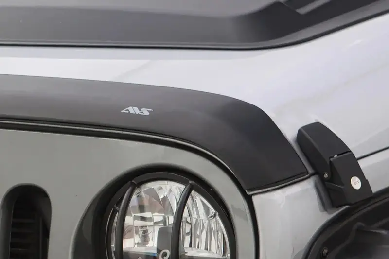 Avs Aeroskin Matte Black Hood Protector For Suvs And Trucks – Custom-Fit Aerodynamic Shield 1